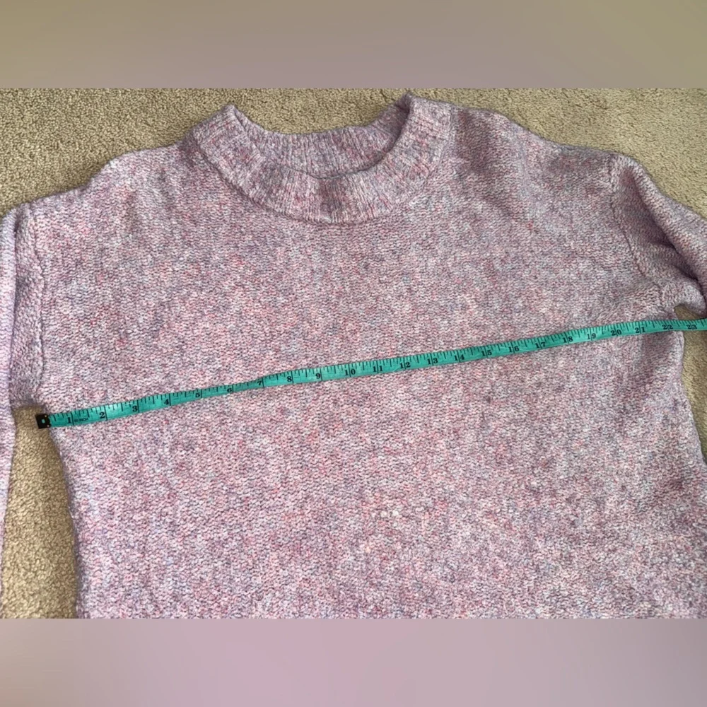 Old Navy Oversized Sweater - Picture 6 of 6